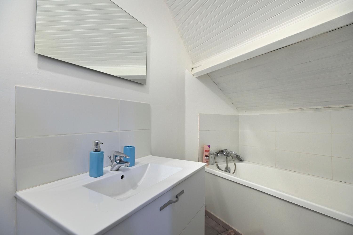 T2 Cosy Et Lumineux - Proche Centre Et Commodites Saint-Quentin  Dış mekan fotoğraf